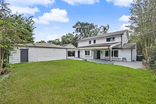2807 Durban Dr, Houston, TX 77043 - Photo 36