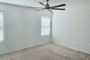 221 Crystal Bay Ln, Willis, TX 77378 - Photo 10