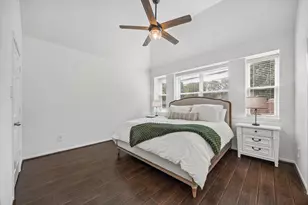4502 Topaz Trail Dr, Sugar Land, TX 77479 - Photo 16