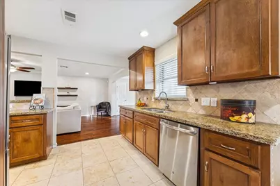 5827 Burlinghall Drive, Houston, TX 77035 - Photo 12