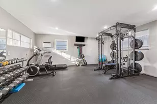 5827 Burlinghall Dr, Houston, TX 77035 - Photo 22