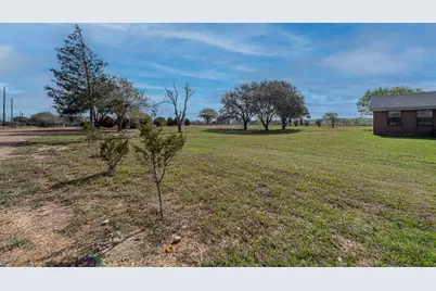 1195 Sens Road, Sealy, TX 77474 - Photo 4