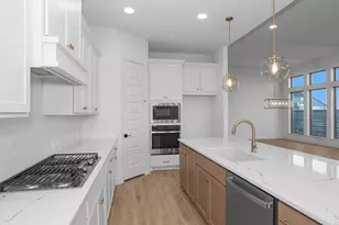 10703 Avanti Dr, Richmond, TX 77469 - Photo 4