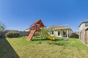 1237 Steed Bluff Dr, Alvin, TX 77511 - Photo 40