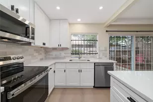 14345 Misty Meadow Ln, Houston, TX 77079 - Photo 12