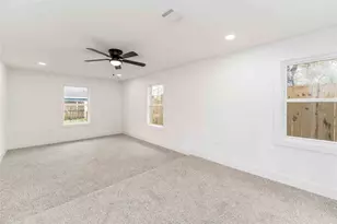 9226 Grady St, Houston, TX 77016 - Photo 20
