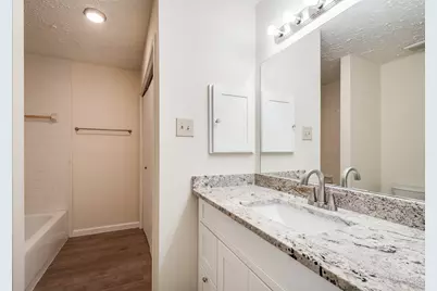 17 Crestbriar Court, Baytown, TX 77521 - Photo 16
