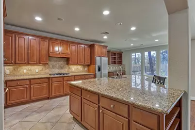34 Pawprint Place, The Woodlands, TX 77382 - Photo 10