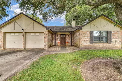 1307 Rev Swinney Street, West Columbia, TX 77486 - Photo 1