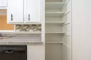 3301 Kathryn Cir, Pasadena, TX 77503 - Photo 10