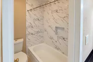 2515 Shakespeare St, Houston, TX 77030 - Photo 10