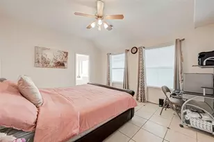 2519 Glenholly Park Dr, Sugar Land, TX 77498 - Photo 6