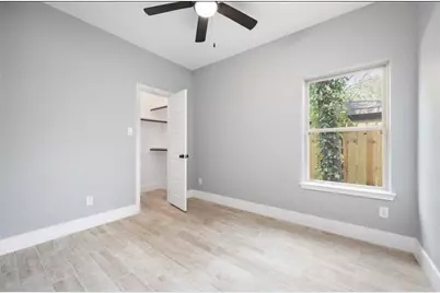 5037 Van Fleet Street, Houston, TX 77033 - Photo 12