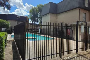 8427 Hearth Dr, Houston, TX 77054 - Photo 12