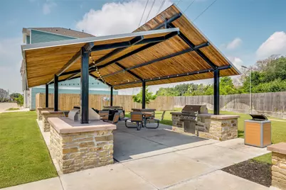 5427 Camaguey Street, Houston, TX 77023 - Photo 36