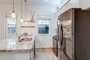 5427 Camaguey St, Houston, TX 77023 - Photo 6