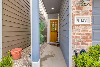 5427 Camaguey Street, Houston, TX 77023 - Photo 34