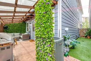 5427 Camaguey St, Houston, TX 77023 - Photo 32