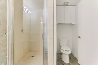 2000 Bagby Street #2401, Houston, TX 77002 - Photo 20