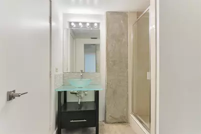 2000 Bagby Street #2401, Houston, TX 77002 - Photo 18
