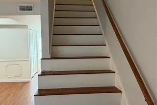 10328 Longmont Dr, Houston, TX 77042 - Photo 14