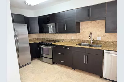 10328 Longmont Dr #47/1, Houston, TX 77042 - Photo 4