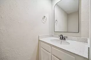 10311 Richmond Hill Dr, Houston, TX 77041 - Photo 10