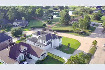 114 Bentwood Dr, Montgomery, TX 77356 - Photo 18