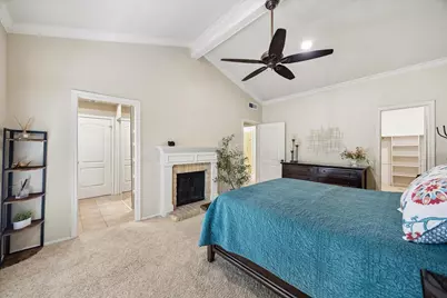 11711 Memorial Drive #17, Houston, TX 77024 - Photo 12
