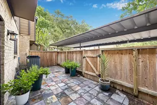 11711 Memorial Dr, Houston, TX 77024 - Photo 22