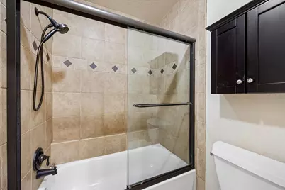 11711 Memorial Drive #17, Houston, TX 77024 - Photo 16