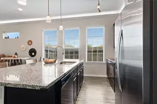 3221 Pepper Stone Ct, League City, TX 77539 - Photo 8