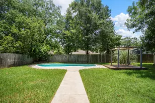 11610 1 Token Dr, Houston, TX 77065 - Photo 32