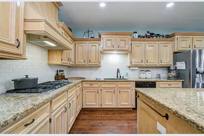 9015 Augusta Street, Beach City, TX 77523 - Photo 18