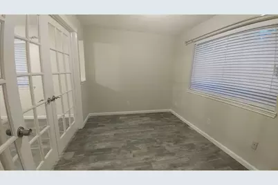 9 N Deerfoot Circle, The Woodlands, TX 77380 - Photo 24