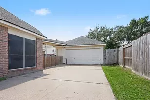 2892 Morning Pond Ln, League City, TX 77539 - Photo 34