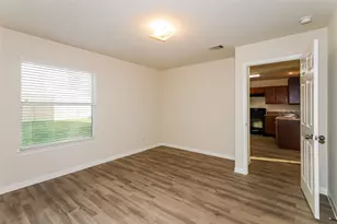 5523 Latta Plantation Dr, Katy, TX 77449 - Photo 6