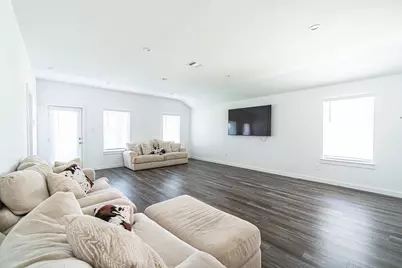 8730 Anacua Drive, Rosharon, TX 77583 - Photo 8