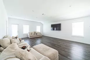 8730 Anacua Dr, Rosharon, TX 77583 - Photo 8