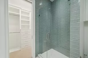 2711 Eastgrove Ln, Houston, TX 77027 - Photo 38