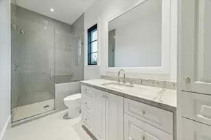 2711 Eastgrove Ln, Houston, TX 77027 - Photo 40