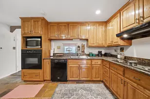 9218 Landwood Dr, Houston, TX 77040 - Photo 8