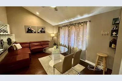 12948 Greenway Chase Court, Houston, TX 77072 - Photo 6