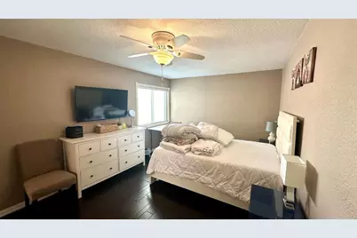 12948 Greenway Chase Court, Houston, TX 77072 - Photo 20