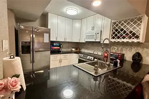 12948 Greenway Chase Ct, Houston, TX 77072 - Photo 10