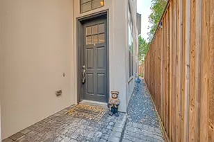 5811 Kiam St, Houston, TX 77007 - Photo 4