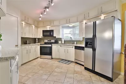 2303 W T C Jester, Houston, TX 77008 - Photo 12