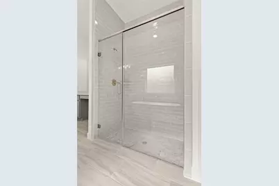 26811 Mustang Springs Court, Montgomery, TX 77316 - Photo 14