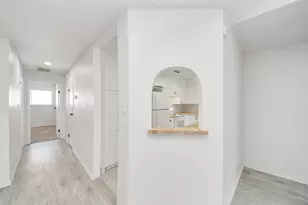 6601 Sands Point Dr, Houston, TX 77074 - Photo 12