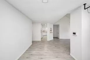 6601 Sands Point Dr, Houston, TX 77074 - Photo 10